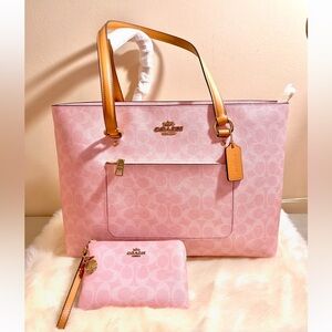 Coach Powder Pink Station Tote w/Tan Handles and Matching Powder Pink Wristlet